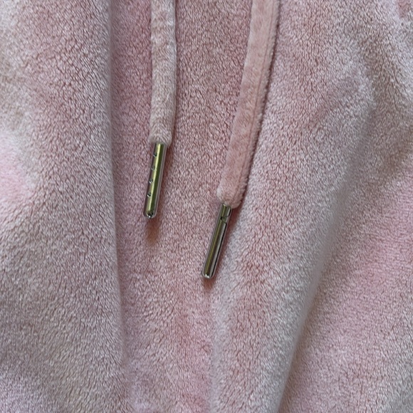 Lands End Hoodie Velour pink blush pull over long sleeves pockets NWOT Sz. M - Picture 7 of 13